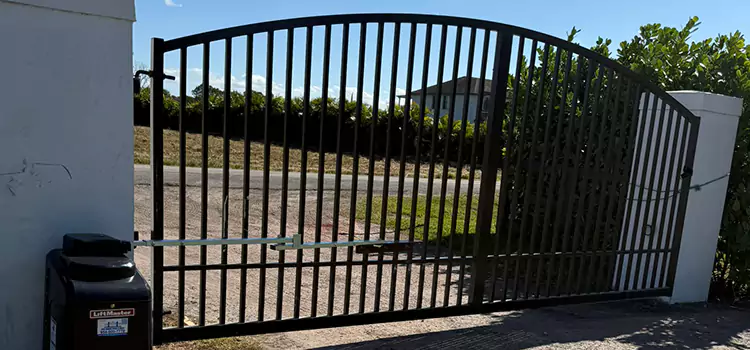 Driveway Fence Repair Bowie